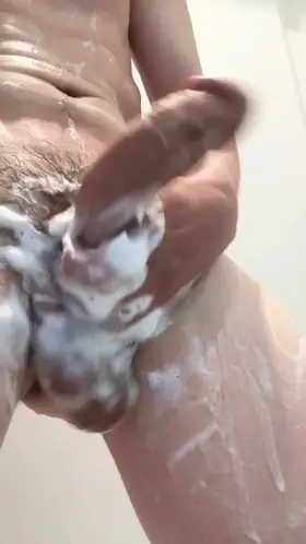 Whos wife wants to take a healthy bwc?