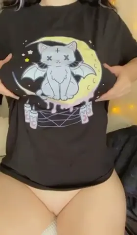 I have a little surprise for you 🖤