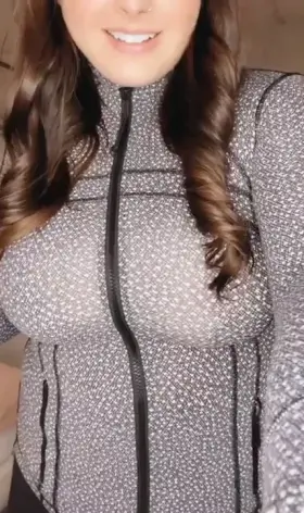 Post run drop! 🤣 haha that was a lie, I didn’t just run. Imagine me running without a bra, that would be a hazard to all.