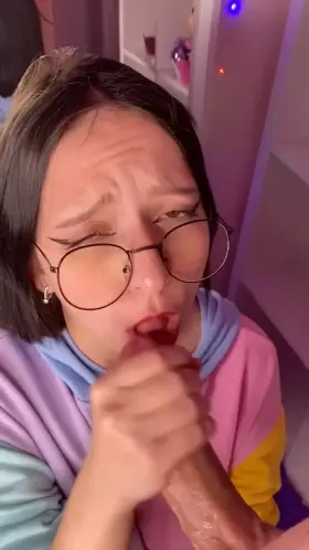 nerdy cum on glasses