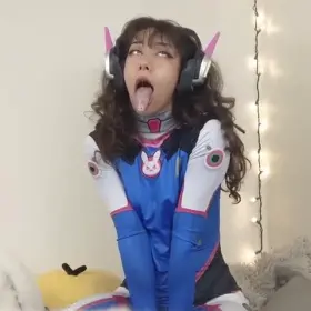 D.VA sloppy toppy 💦😋