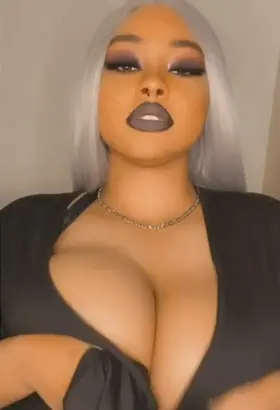 Big Titty Goth Blasian GF, anyone? OC
