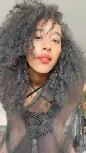 Who wants to dick me down? 😈