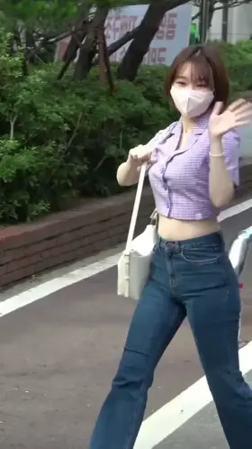 Weeekly - Jiyoon & Monday