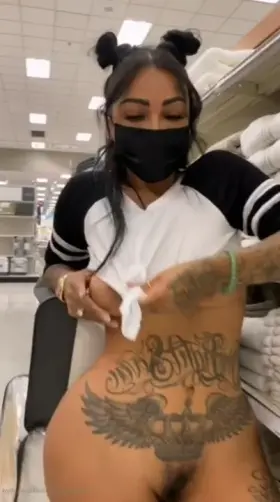 Tattooed Girl Open Her Pussy in Public Link in Comment ⬇️
