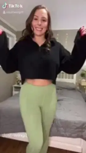 SURPRISE (free Content in the comments )😍