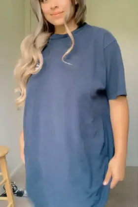 Would you go for a curvy cutie like me?