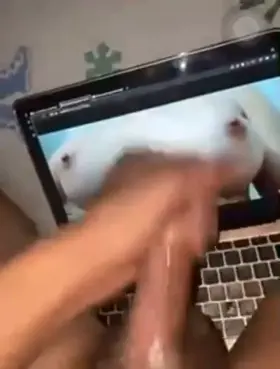 i wanna cum on some tits