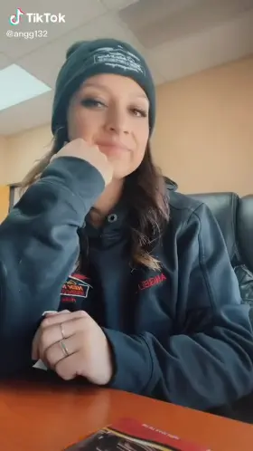 Gooning to my crush all day!!