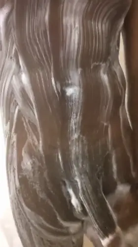 DM me if you're tryna dry me off 😉