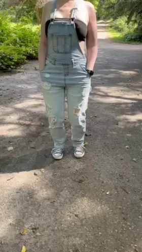 [F] This warm weather makes me jump for joy lol.