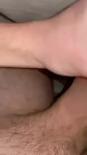 Quickly jerking off my morning erection…