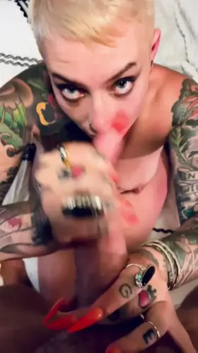 Pixie cumslut anyone? 🧚‍♀️ 😈