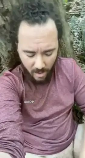 Love jerking off outside with the possibility of someone passing by.