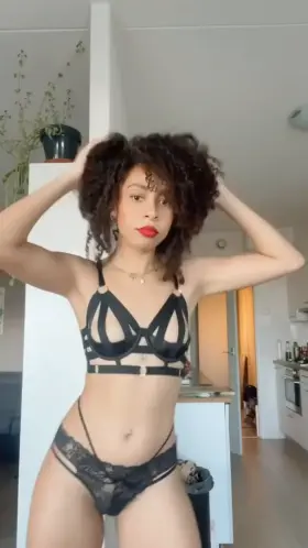 Can we pretend I’m your private dancer?