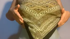 hold them for me please?