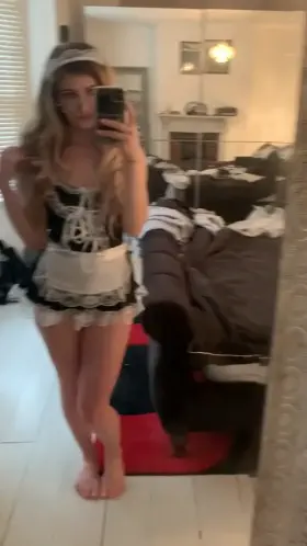 What you doing when you walk in on me like this? 😛