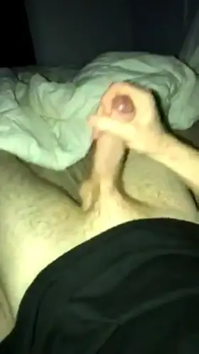 Nice big load for you to cum lick up 💦💦