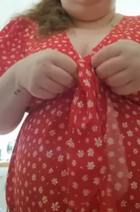 You worship me, then you might just get to taste😈