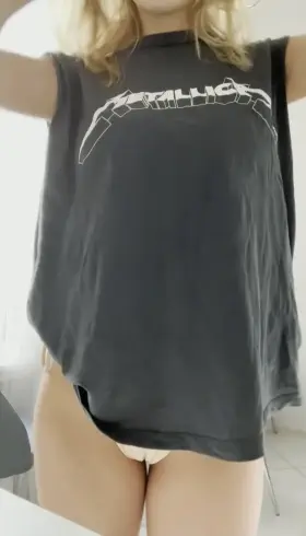 Would you ever think of fucking girl on a beach?