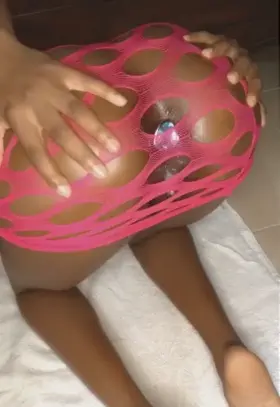 being plugged makes my pussy so creamy🥴 can u help me with that?🥺💙