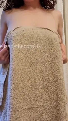 Good morning! How about some Saturday shower sex?