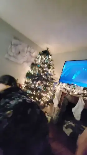 The neighbor finally made his move 👏 😈