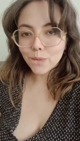 Do you like cute latinas?