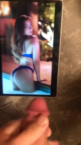 Slayeas (Lea Martinez) was looking too good in her new insta pic