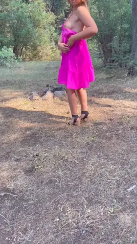 Dresses are for easy stripping 💞