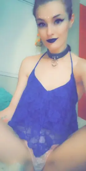 Watch me bounce my tits and drop them for you? 😘