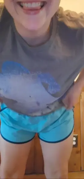 Chubby mom with some tight fuckholes😜 [31F]