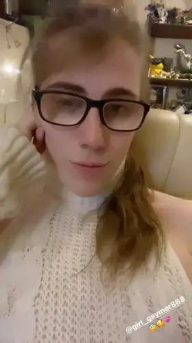 I’m going to convert you into a BBC hungry, feminized, snowbunny boiwife~! Just like me babe😇♠️💕