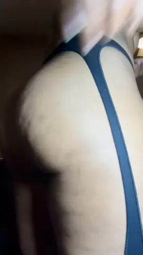 Would you let me twerk on your face till I cum ?