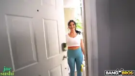 Mona Azar - Curvy Maid Bangs For Bucks