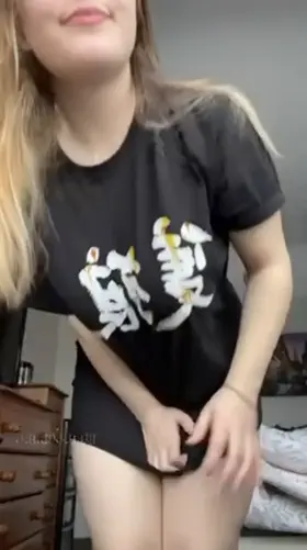 Hoping to get some older guys cock’s hard today, let me know if I succeeded!