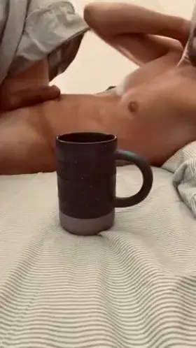 Psssst....cum here [35] 😉☕️