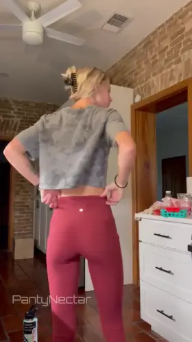 Hubby wants to share my pussy.. who’s down? [video]