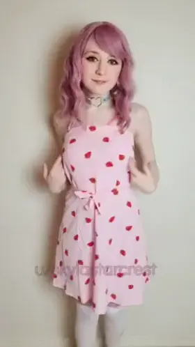 February is almost over, but I can still wear pink right? 💖🌸🧁