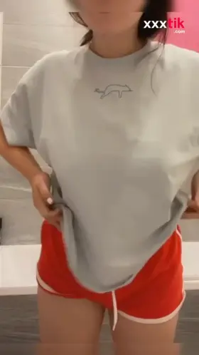 DAMN! Massive tits dropped