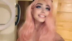 Ugh i need to be horny