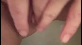 i can't not love her...