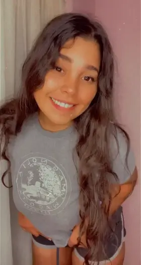 Date or fuckdoll material? Be honest