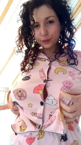 🌻It's a beautiful day, let's drop them on the balcony🌻 (OC)