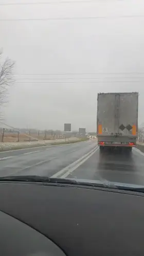 Drivers! Keep your eyes on the road, not boobs!