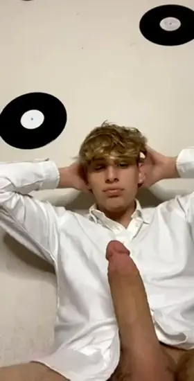 i see you staring at my cock;)