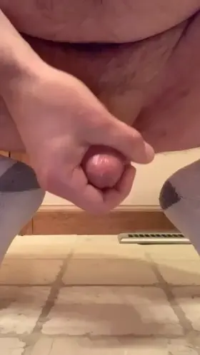 My dad dick drops a close up load of cum… that last thick drop🤤