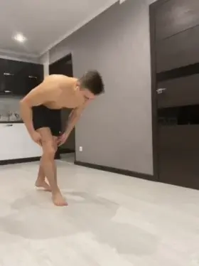 Just using my powerful arms 😉 (OC)