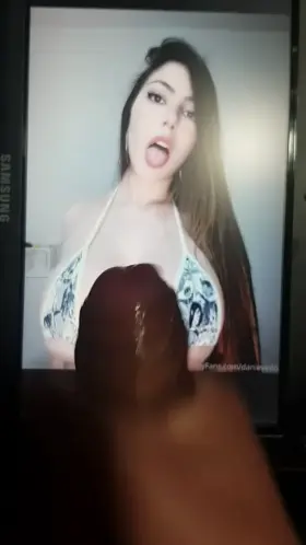 Cum tribute to sexy latina cosplayer