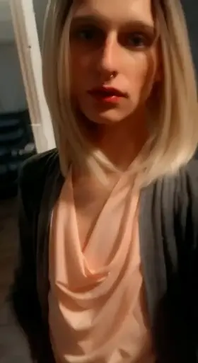 Might just steal ur boyfriend 💁‍♀️💋👿